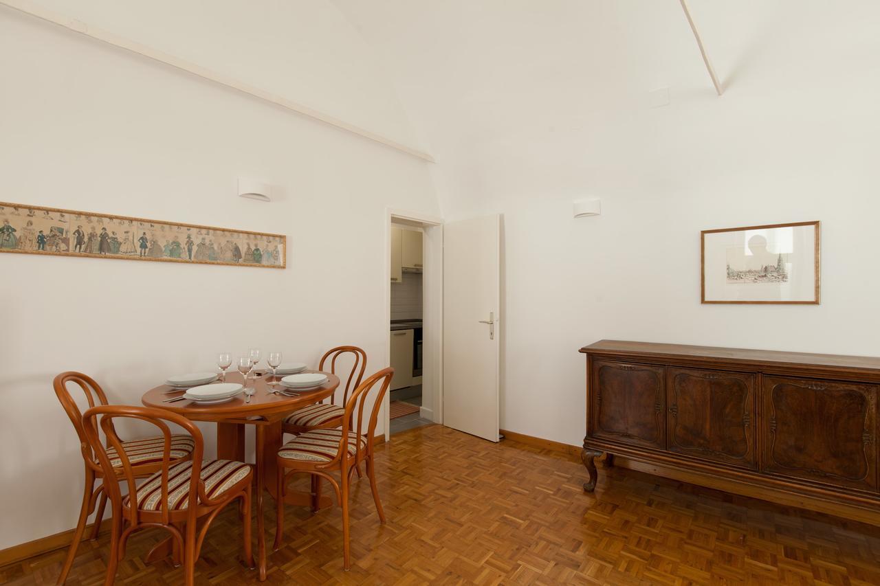Charming Apartment Laura Tour As Ljubljana By Town Hall Exterior photo